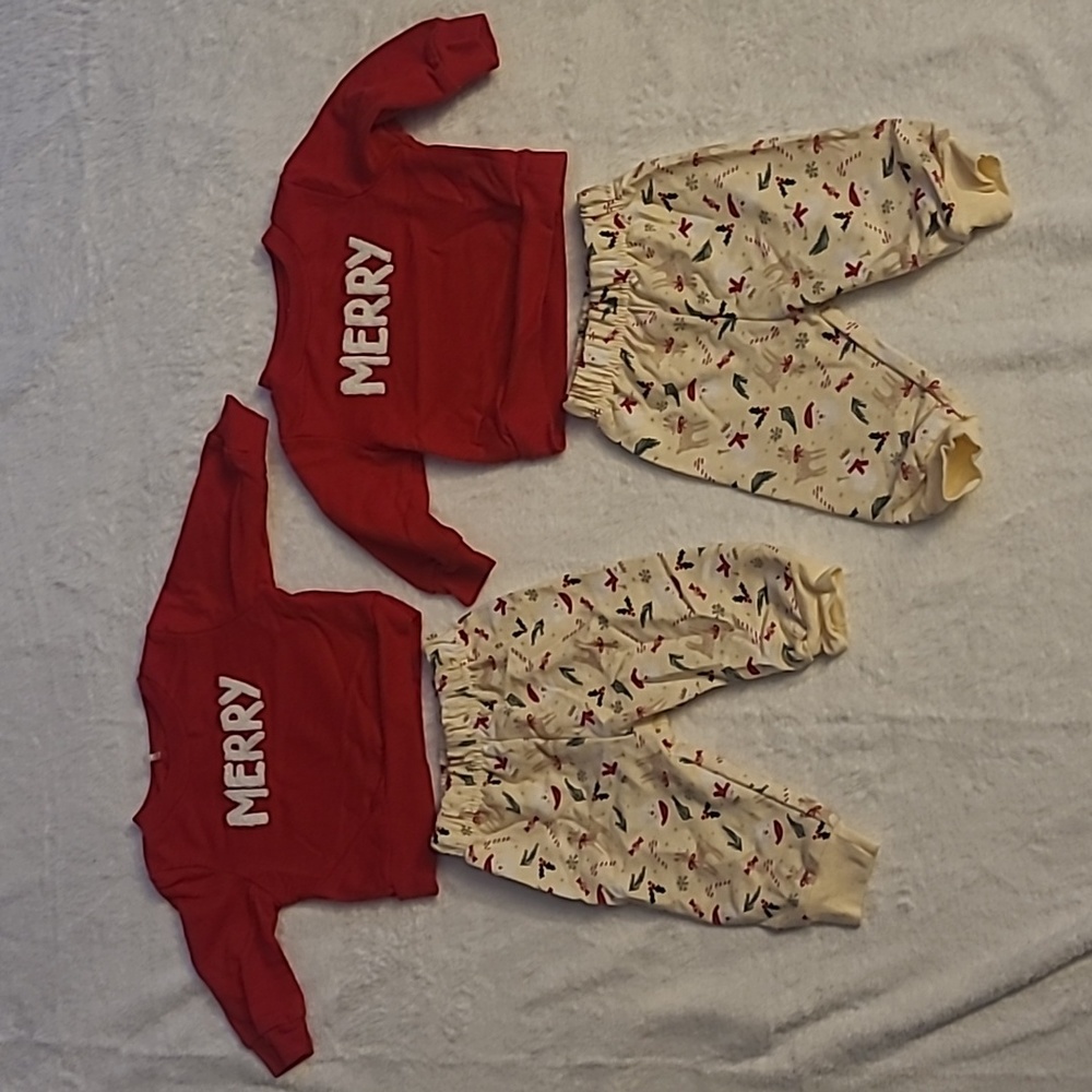 Two peice unisex pajamas for twins